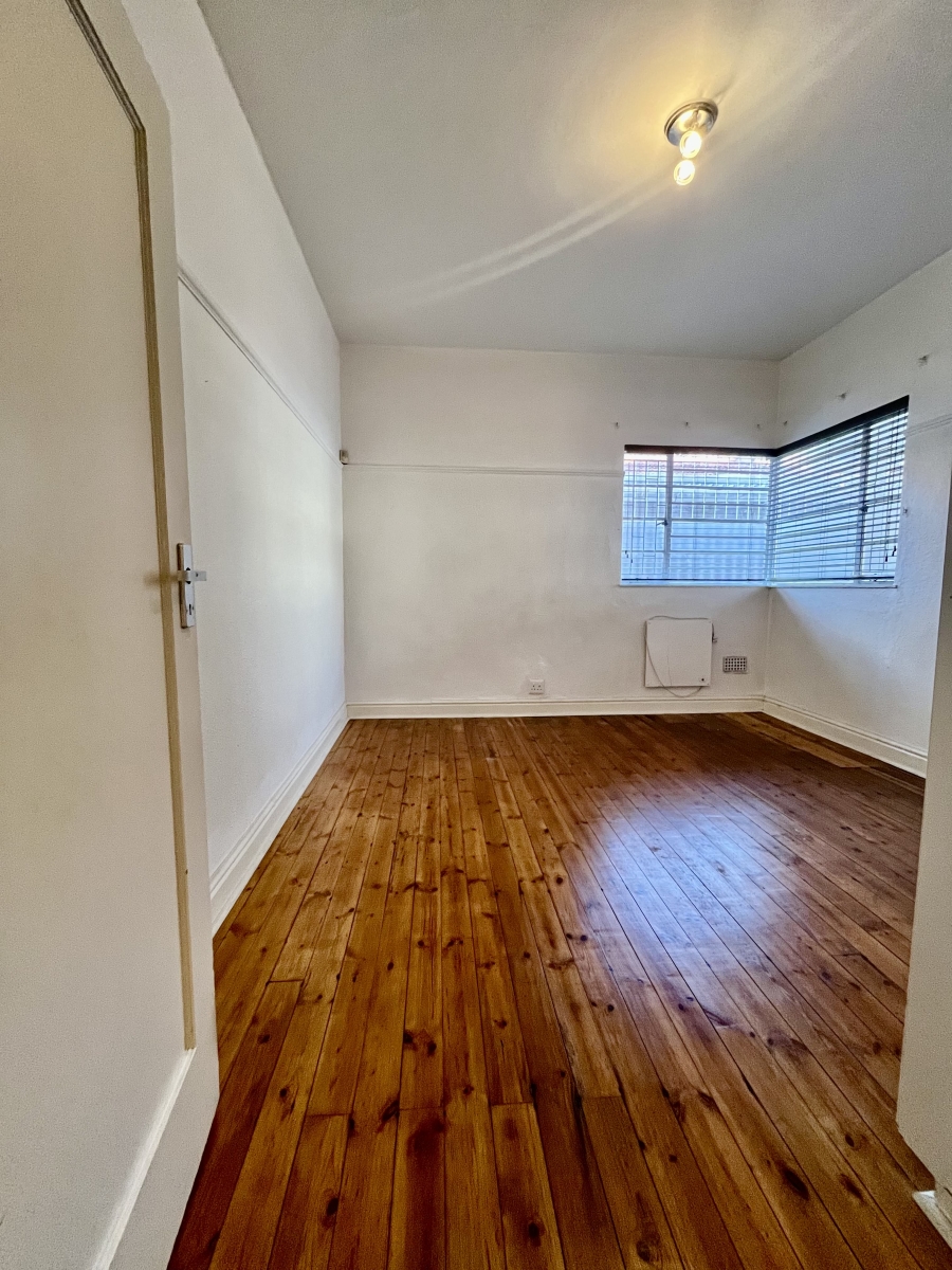 To Let 2 Bedroom Property for Rent in Gardens Western Cape